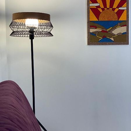 The Bohemian In Exarcheia Athens Center Apartment Luaran gambar