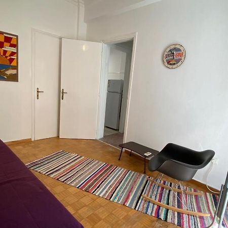 The Bohemian In Exarcheia Athens Center Apartment Luaran gambar