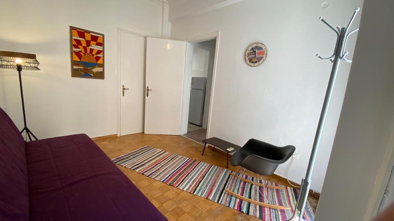 The Bohemian In Exarcheia Athens Center Apartment Luaran gambar