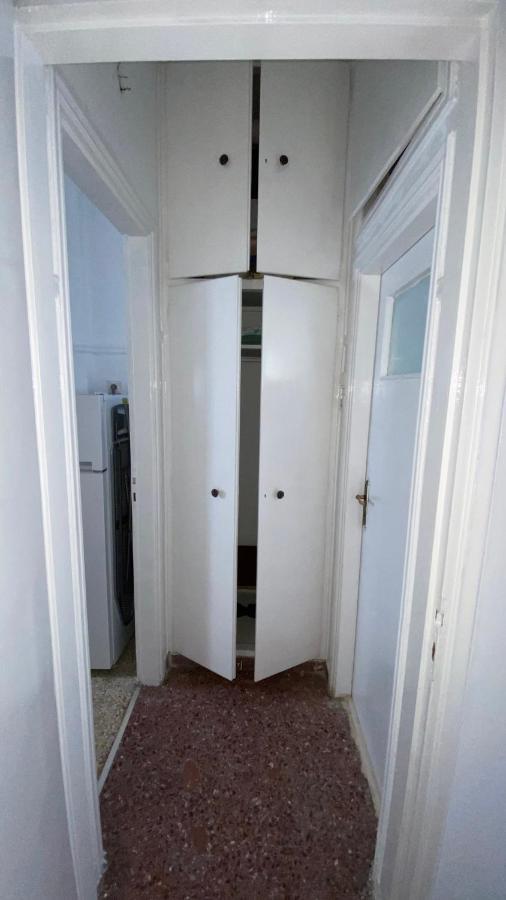 The Bohemian In Exarcheia Athens Center Apartment Luaran gambar